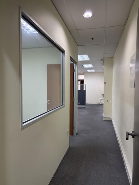 Midview City, 20 Sin Ming Lane, 1,496 sqft, Light Industrial (B1) For Rent, by Jane Liu Yan, 500115566 - Corridor - CommercialGuru.com.sg