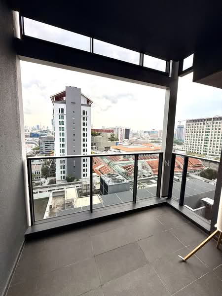 The M, 30 Middle Road, 2 Bedrooms, 667 sqft, Condominium For Rent, by Adrian Leong, 500115582 - Balcony - PropertyGuru.com.sg