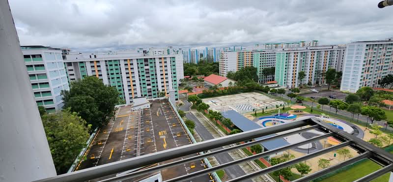 304 Yishun Central, 304 Yishun Central, 2 Bedrooms, 797 sqft, HDB Flat For Rent, by May Lee, 500115597 - Exterior - PropertyGuru.com.sg