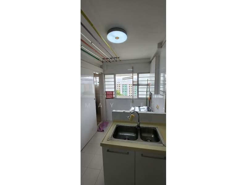 304 Yishun Central, 304 Yishun Central, 2 Bedrooms, 797 sqft, HDB Flat For Rent, by May Lee, 500115597 - Kitchen - PropertyGuru.com.sg