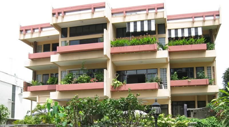 Robin Drive, , 3 Bedrooms, 1,800 sqft, Condominium For Rent, by Terrence Yap, 500115598 - PropertyGuru.com.sg