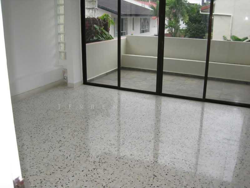 Robin Drive, , 3 Bedrooms, 1,800 sqft, Condominium For Rent, by Terrence Yap, 500115598 - Master Bedroom Balcony - PropertyGuru.com.sg