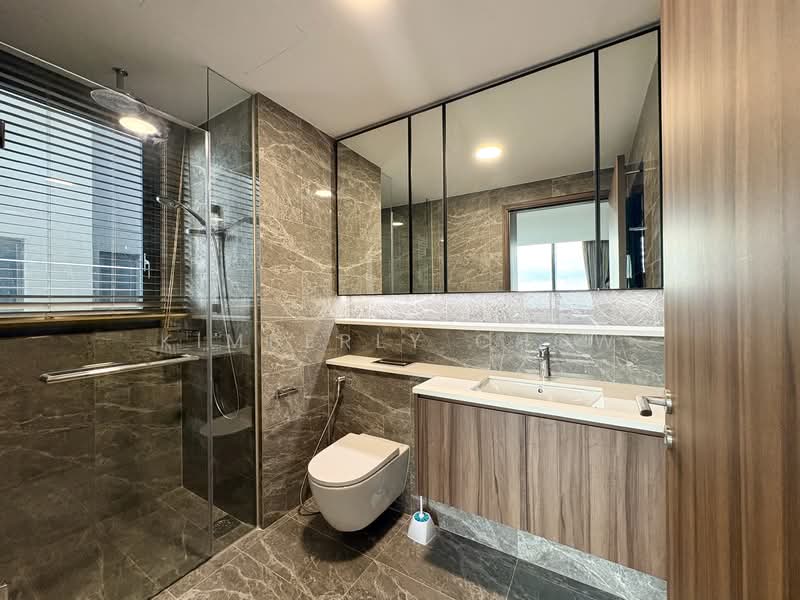Lentor Modern, Lentor Central, 3 Bedrooms, 990 sqft, Condominium For Sale, by Kimberly Chow, 500115602 - Master Bathroom - PropertyGuru.com.sg