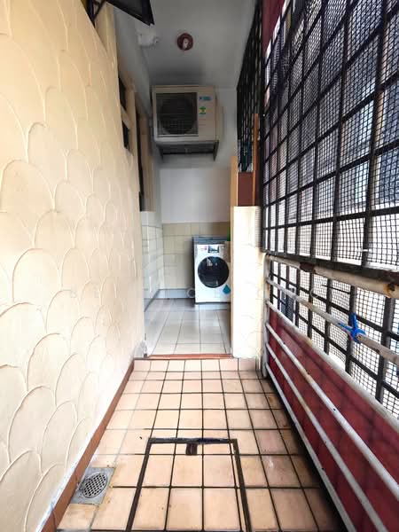 Spanish Village, 60 Farrer Road, 2 Bedrooms, 775 sqft, Condominium For Rent, by Bernice Ong, 500115641 - Exterior - PropertyGuru.com.sg