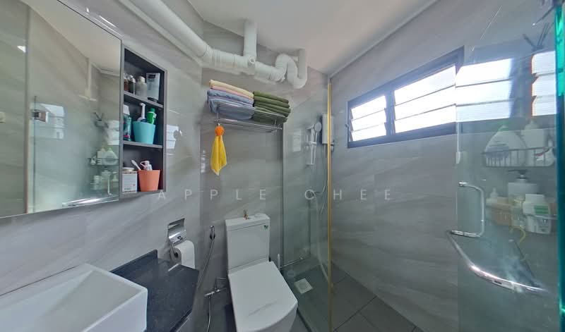 656D Jurong West Street 61, 656D Jurong West Street 61, 4 Bedrooms, 1,421 sqft, HDB Flat For Sale, by Apple Chee, 500115642 - Bathroom - PropertyGuru.com.sg