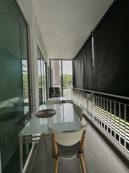 Kent Residences, 23 Kent Road, 1 Bedroom, 560 sqft, Condominium For Rent, by Joel Tan, 500115646 - Balcony - PropertyGuru.com.sg