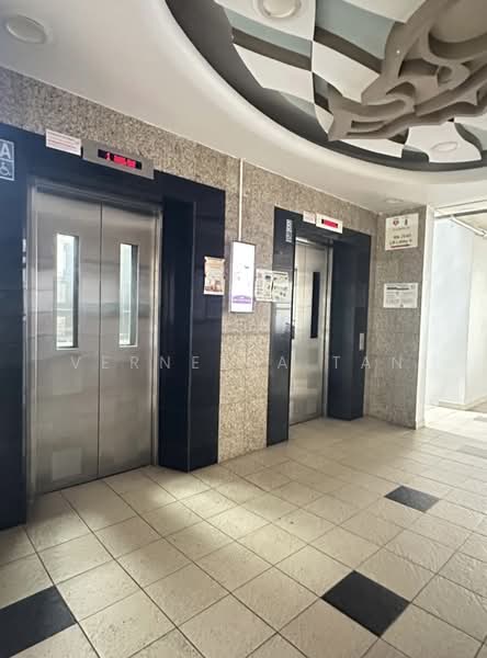 264C Compassvale Bow, 264C Compassvale Bow, 3 Bedrooms, 990 sqft, HDB Flat For Sale, by Vernetta Tan, 500115656 - Lobby - PropertyGuru.com.sg