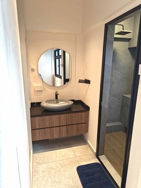 301 Ang Mo Kio Avenue 3, 301 Ang Mo Kio Avenue 3, 3 Bedrooms, 1,055 sqft, HDB Flat For Rent, by Joyce Lee, 500115658 - Bathroom - PropertyGuru.com.sg