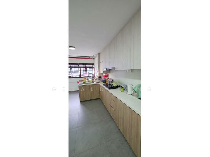 247 Hougang Avenue 3, 247 Hougang Avenue 3, 2 Bedrooms, 764 sqft, HDB Flat For Sale, by Gerald Fong, 500115659 - Kitchen - PropertyGuru.com.sg