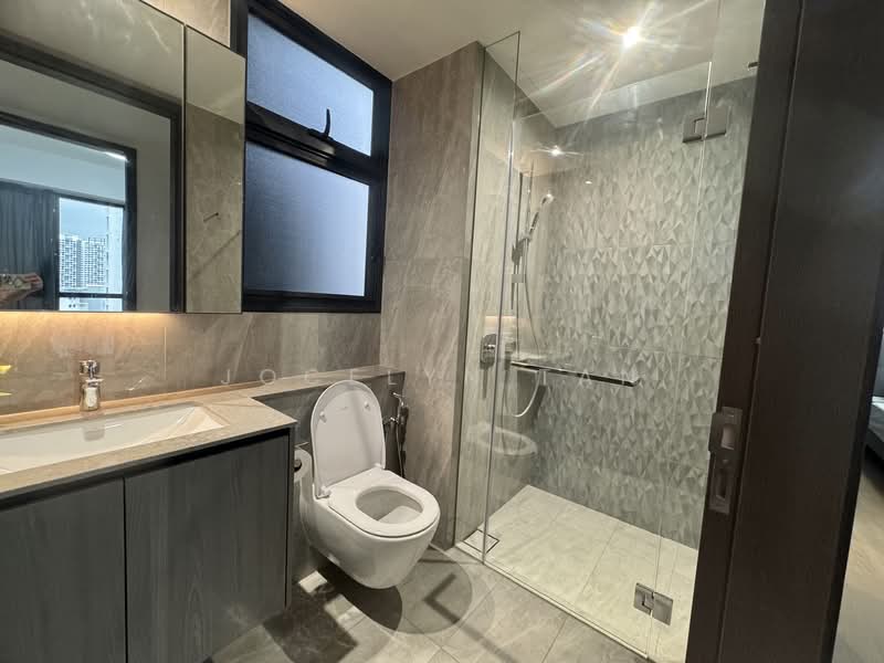 Piccadilly Grand, Northumberland Road, Room Rental, 100 sqft, Condominium For Rent, by Jocelyn Tan, 500115661 - Common Bathroom - PropertyGuru.com.sg