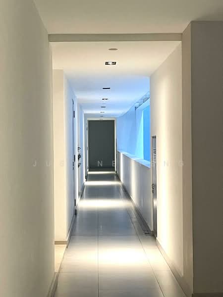 Seastrand, 1 Pasir Ris Link, Studio, 570 sqft, Condominium For Rent, by Justine Heng, 500115669 - Corridor - PropertyGuru.com.sg