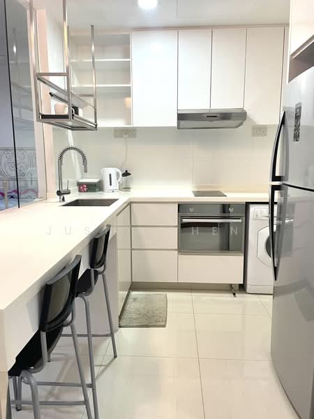 Seastrand, 1 Pasir Ris Link, Studio, 570 sqft, Condominium For Rent, by Justine Heng, 500115669 - Kitchen - PropertyGuru.com.sg