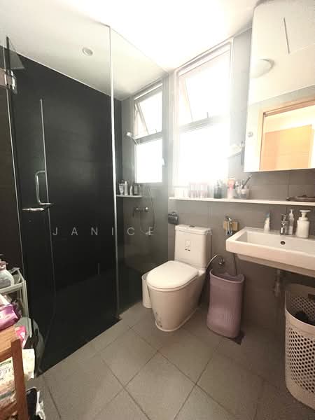 Vacanza @ East, 38 Lengkong Tujoh, 3 Bedrooms, 1,023 sqft, Condominium For Sale, by Janice Wang, 500115674 - PropertyGuru.com.sg