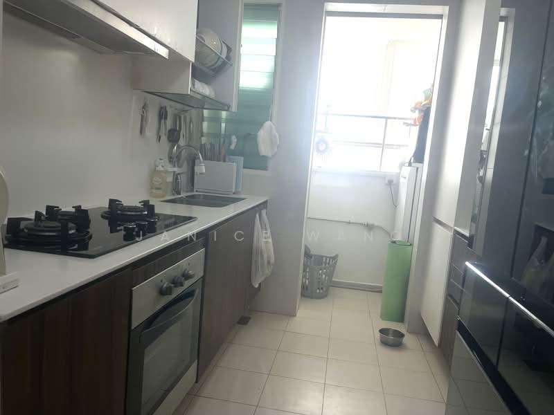 Vacanza @ East, 38 Lengkong Tujoh, 3 Bedrooms, 1,023 sqft, Condominium For Sale, by Janice Wang, 500115674 - Kitchen - PropertyGuru.com.sg
