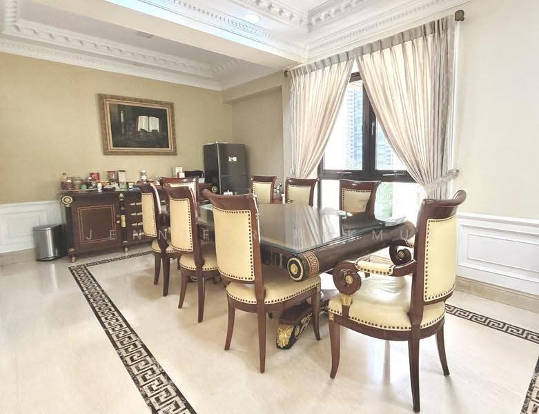 Yong An Park, 327 River Valley Road, Orchard / River Valley, 4 Bedrooms, 3,434 sqft, Condominium For Sale, by Jennifer Makmur, 500115685 - Dining Room - PropertyGuru.com.sg