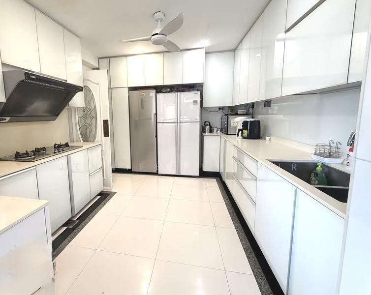 Yong An Park, 327 River Valley Road, Orchard / River Valley, 4 Bedrooms, 3,434 sqft, Condominium For Sale, by Jennifer Makmur, 500115685 - Kitchen - PropertyGuru.com.sg