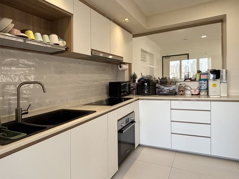 30 Holland Close, 30 Holland Close, 3 Bedrooms, 1,130 sqft, HDB Flat For Sale, by Frances Teo 张佩玲, 500115689 - Kitchen - PropertyGuru.com.sg
