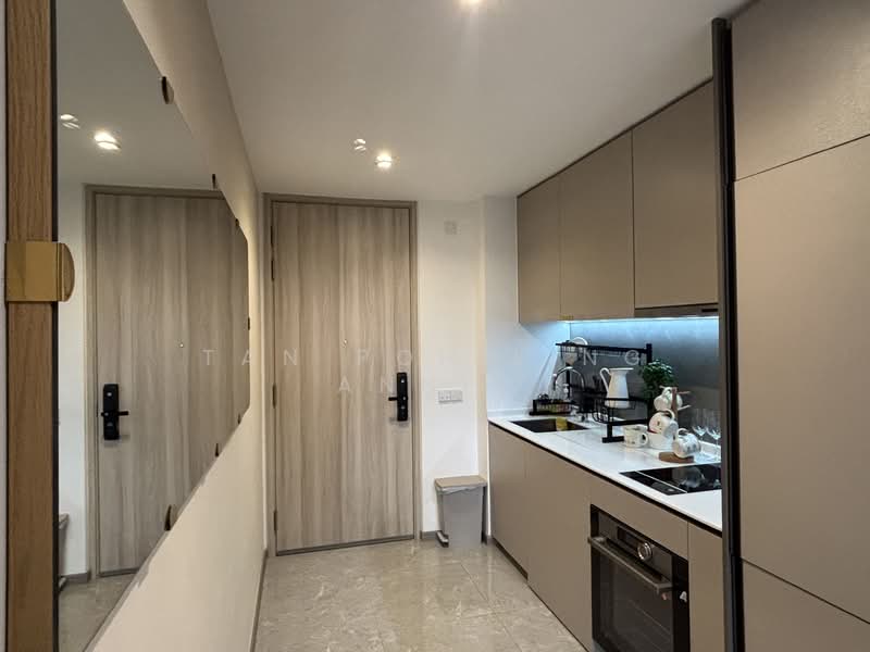 Sengkang Grand Residences, 76 Compassvale Bow, 1 Bedroom, 474 sqft, Condominium For Rent, by Tan Poh Ling Annie, 500115742 - Kitchen - PropertyGuru.com.sg