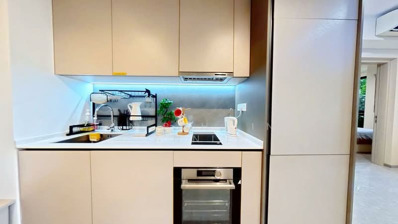 Sengkang Grand Residences, 76 Compassvale Bow, 1 Bedroom, 474 sqft, Condominium For Rent, by Tan Poh Ling Annie, 500115742 - Kitchen - PropertyGuru.com.sg