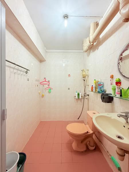 778 Woodlands Drive 60, 778 Woodlands Drive 60, 3 Bedrooms, 1,087 sqft, HDB Flat For Sale, by Jose Loh Zhenhao, 500115744 - Bathroom - PropertyGuru.com.sg