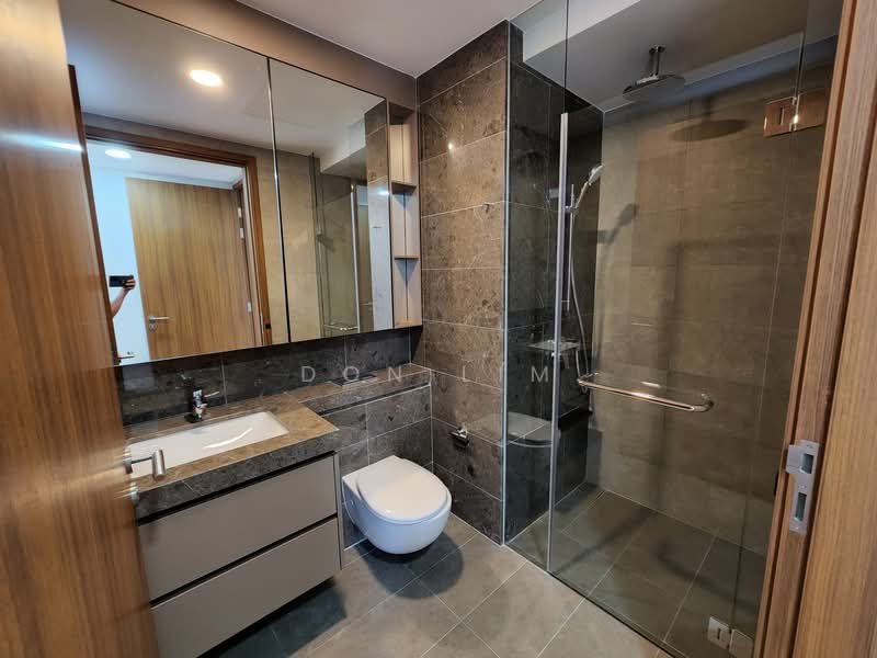 Stirling Residences, 25 Stirling Road, 3 Bedrooms, 883 sqft, Condominium For Rent, by Don Lim, 500115758 - Bathroom - PropertyGuru.com.sg