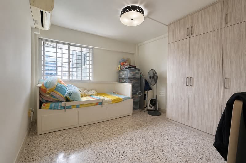 219 Lorong 8 Toa Payoh, 219 Lorong 8 Toa Payoh, 3 Bedrooms, 882 sqft, HDB Flat For Sale, by Diane Ong 王慧芳, 500115761 - Bedroom - PropertyGuru.com.sg