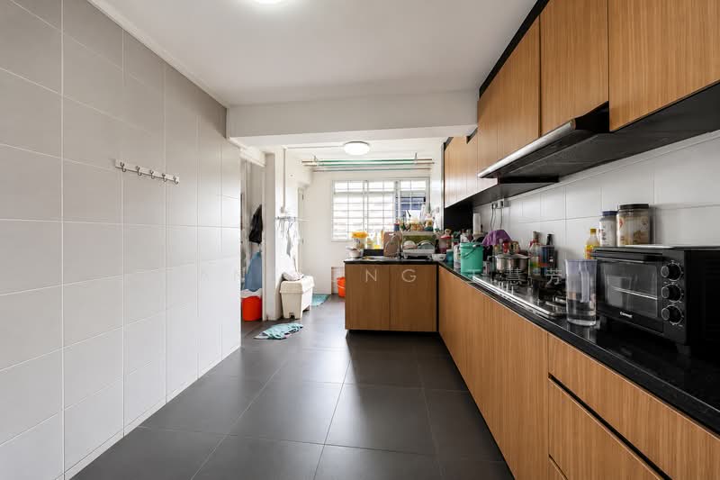 219 Lorong 8 Toa Payoh, 219 Lorong 8 Toa Payoh, 3 Bedrooms, 882 sqft, HDB Flat For Sale, by Diane Ong 王慧芳, 500115761 - Kitchen - PropertyGuru.com.sg