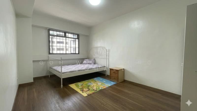 274C Jurong West Street 25, 274C Jurong West Street 25, 4 Bedrooms, 1,356 sqft, HDB Flat For Sale, by Goh Wee Leong (Michael), 500115765 - Bedroom - PropertyGuru.com.sg