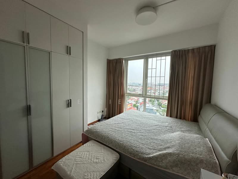 Goldenhill Park Condo, 60 Mei Hwan Drive, 3 Bedrooms, 1,313 sqft, Condominium For Rent, by Perrie Koh, 500115768 - Bedroom - PropertyGuru.com.sg