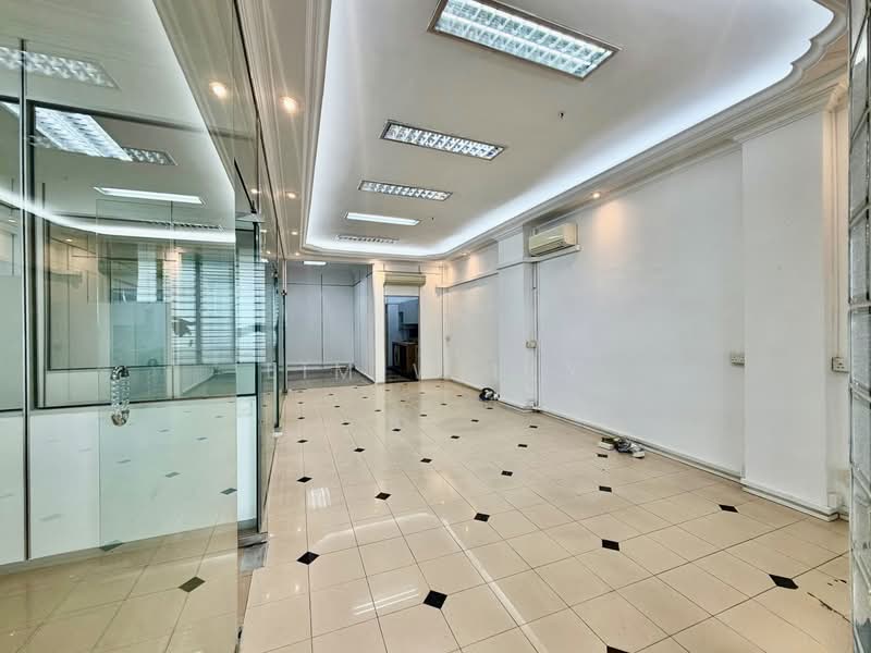 Shun Li Industrial Complex, 705 Sims Drive, 3,294 sqft, Light Industrial (B1) For Rent, by Lim Willy, 500115785 - Interior - CommercialGuru.com.sg