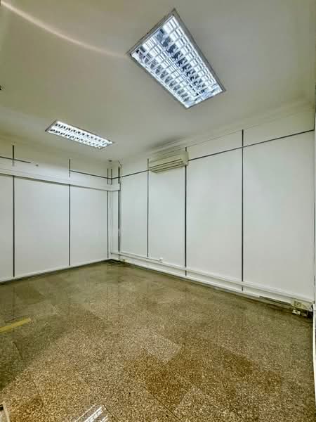 Shun Li Industrial Complex, 705 Sims Drive, 3,294 sqft, Light Industrial (B1) For Rent, by Lim Willy, 500115785 - Interior - CommercialGuru.com.sg