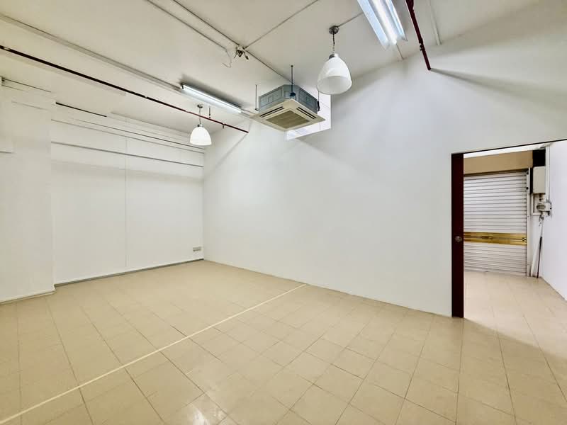 Shun Li Industrial Complex, 705 Sims Drive, 3,294 sqft, Light Industrial (B1) For Rent, by Lim Willy, 500115785 - Interior - CommercialGuru.com.sg