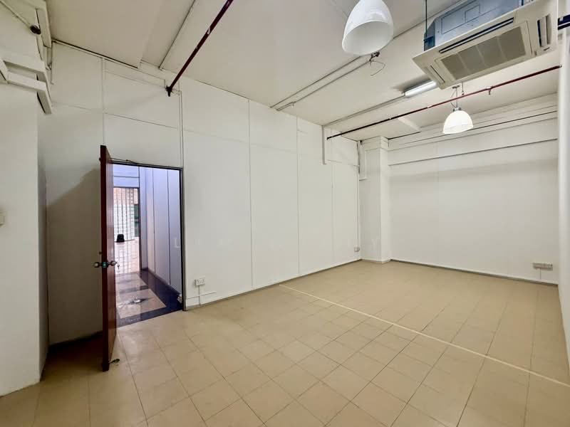 Shun Li Industrial Complex, 705 Sims Drive, 3,294 sqft, Light Industrial (B1) For Rent, by Lim Willy, 500115785 - Interior - CommercialGuru.com.sg