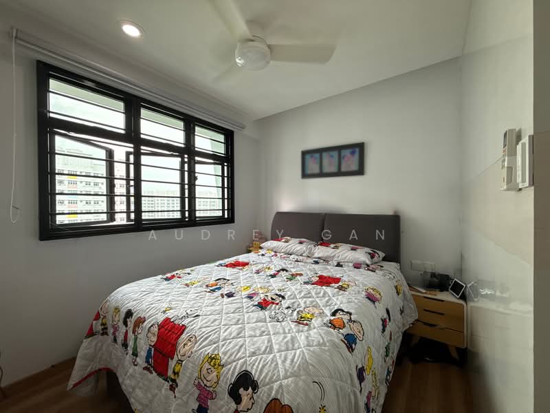 809A Choa Chu Kang Avenue 1, 809A Choa Chu Kang Avenue 1, 3 Bedrooms, 1,205 sqft, HDB Flat For Sale, by Audrey Gan, 500115791 - Bedroom - PropertyGuru.com.sg
