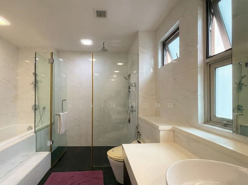 Serangoon Garden - Charming Tai Yuan Garden Semi D For Sales, Tai Yuan Garden, 8 Bedrooms, 7,650 sqft, Semi-Detached House For Sale, by Alvin Pong, 500115799 - Bathroom - PropertyGuru.com.sg