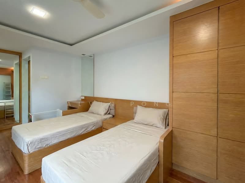 Serangoon Garden - Charming Tai Yuan Garden Semi D For Sales, Tai Yuan Garden, 8 Bedrooms, 7,650 sqft, Semi-Detached House For Sale, by Alvin Pong, 500115799 - Bedroom - PropertyGuru.com.sg