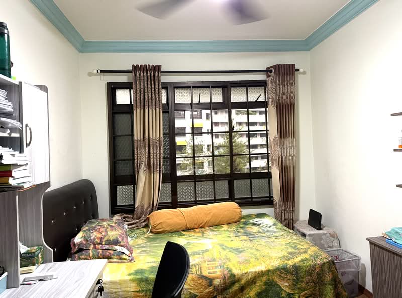 660C Jurong West Street 64, 660C Jurong West Street 64, 3 Bedrooms, 968 sqft, HDB Flat For Sale, by Thiru P, 500115800 - Bedroom - PropertyGuru.com.sg