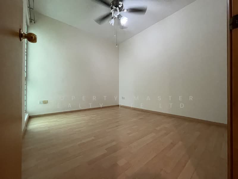 Guilin View, 20 Bukit Batok Street 52, 3 Bedrooms, 1,259 sqft, Condominium For Sale, by KAREN ONG, 500115819 - Interior - PropertyGuru.com.sg