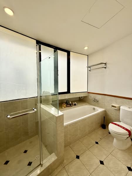 The Draycott, 50 Draycott Park, 4 Bedrooms, 2,637 sqft, Condominium For Sale, by Elaine Goh, 500115821 - Bathroom - PropertyGuru.com.sg