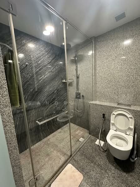 Seahill, 119 West Coast Crescent, 1 Bedroom, 549 sqft, Condominium For Rent, by Sandra Yap, 500115826 - Bathroom - PropertyGuru.com.sg