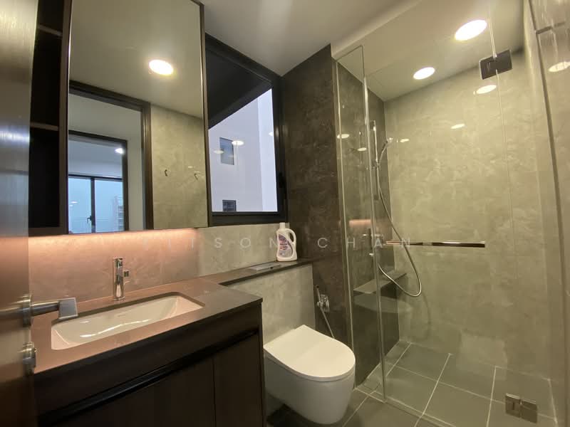 Tembusu Grand, 92 Jalan Tembusu, 3 Bedrooms, 1,173 sqft, Condominium For Rent, by Kitson Chan, 500115844 - Common Bathroom - PropertyGuru.com.sg