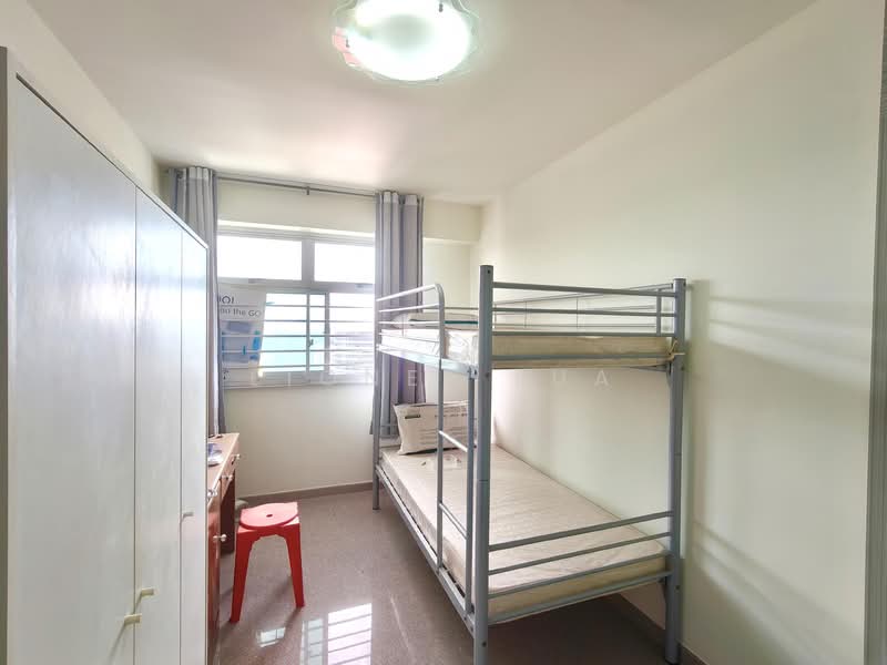 18D Holland Drive, 18D Holland Drive, 3 Bedrooms, 990 sqft, HDB Flat For Sale, by Lionel Lua, 500115845 - Bedroom - PropertyGuru.com.sg