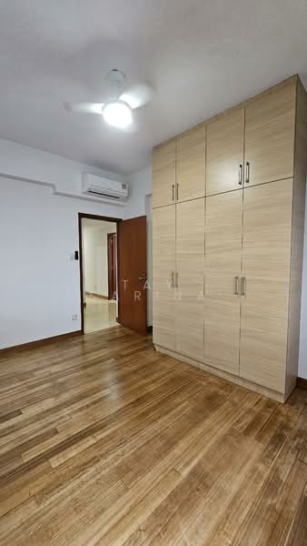 Derbyshire Heights, 3 Derbyshire Road, 3 Bedrooms, 1,324 sqft, Apartment For Rent, by Tay Sarina, 500115847 - Interior - PropertyGuru.com.sg