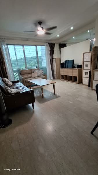 Guilin View, 20 Bukit Batok Street 52, 3 Bedrooms, 1,259 sqft, Condominium For Rent, by Aw Hui Koon, 500115862 - Living Room - PropertyGuru.com.sg