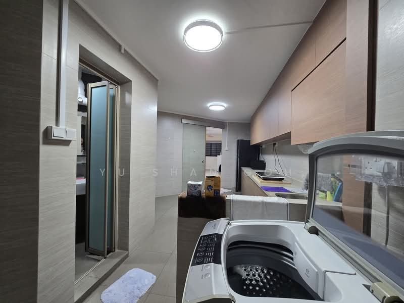 241 Yishun Ring Road, 241 Yishun Ring Road, Room Rental, 120 sqft, HDB Flat For Rent, by Yu Shan Goh, 500115874 - Kitchen - PropertyGuru.com.sg