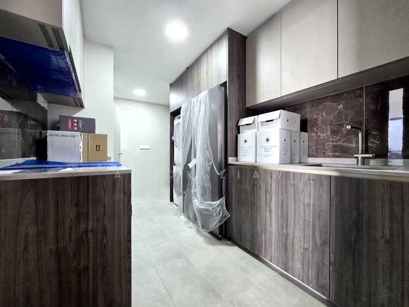 AMO Residence, 21 Ang Mo Kio Rise, 4 Bedrooms, 1,292 sqft, Condominium For Sale, by Alick Liaw, 500115887 - Kitchen - PropertyGuru.com.sg