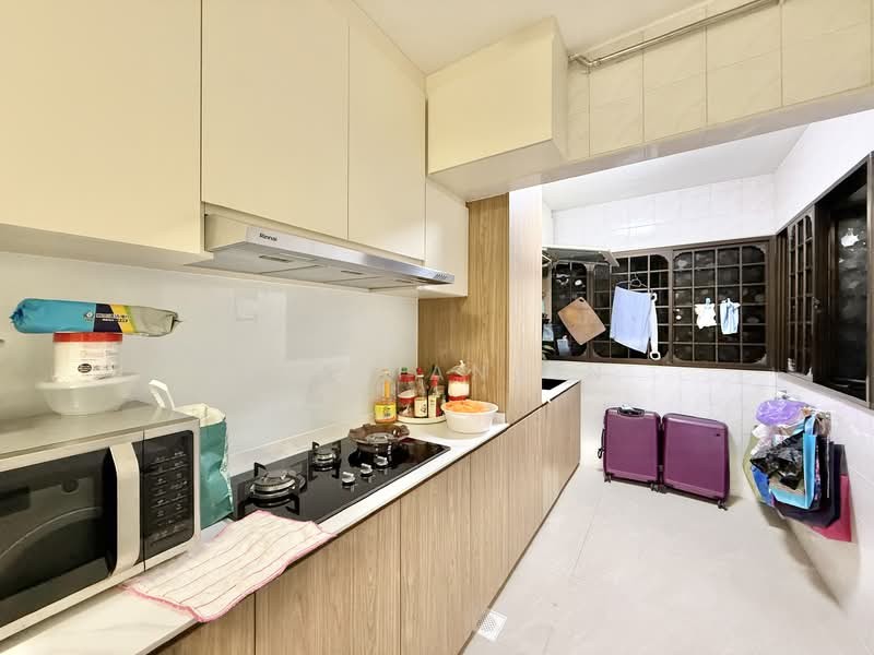 472 Choa Chu Kang Avenue 3, 472 Choa Chu Kang Avenue 3, Room Rental, 200 sqft, HDB Flat For Rent, by Yu Tianxin, 500115889 - Kitchen - PropertyGuru.com.sg