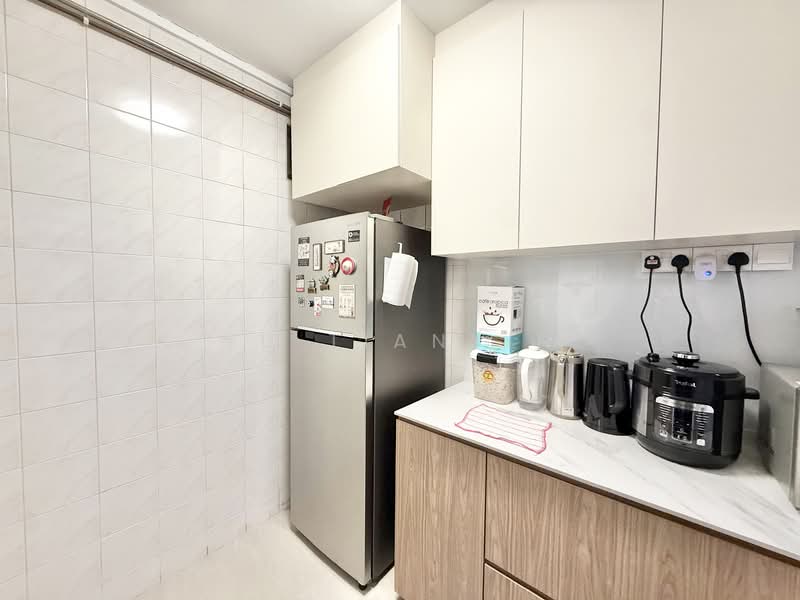 472 Choa Chu Kang Avenue 3, 472 Choa Chu Kang Avenue 3, Room Rental, 200 sqft, HDB Flat For Rent, by Yu Tianxin, 500115889 - Kitchen - PropertyGuru.com.sg
