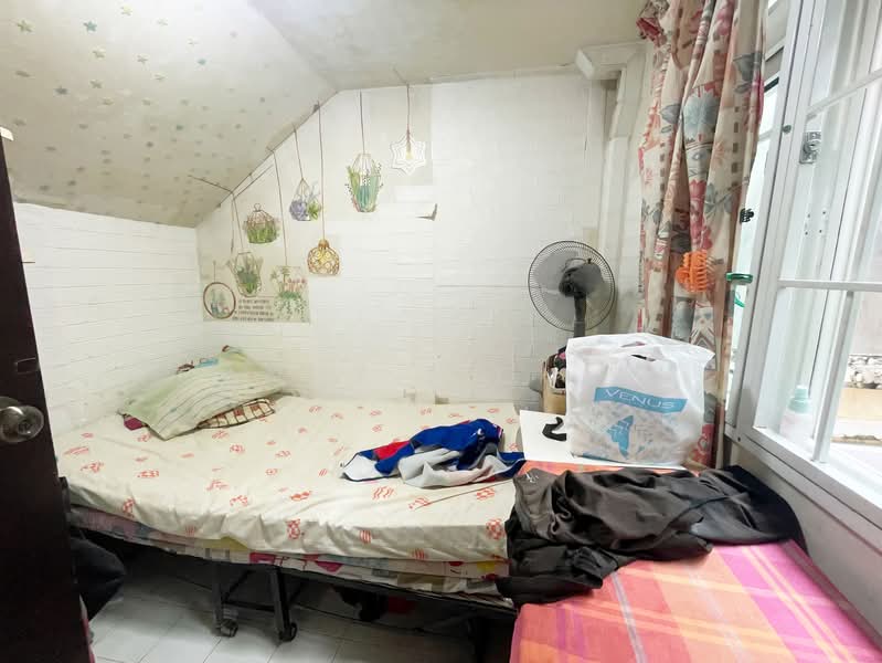 Almond Crescent, , 5 Bedrooms, 4,500 sqft, Corner Terrace For Sale, by Candy ZiQi 紫绮, 500115890 - PropertyGuru.com.sg