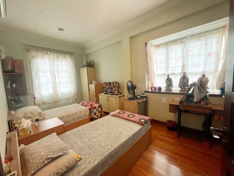 Almond Crescent, , 5 Bedrooms, 4,500 sqft, Corner Terrace For Sale, by Candy ZiQi 紫绮, 500115890 - PropertyGuru.com.sg